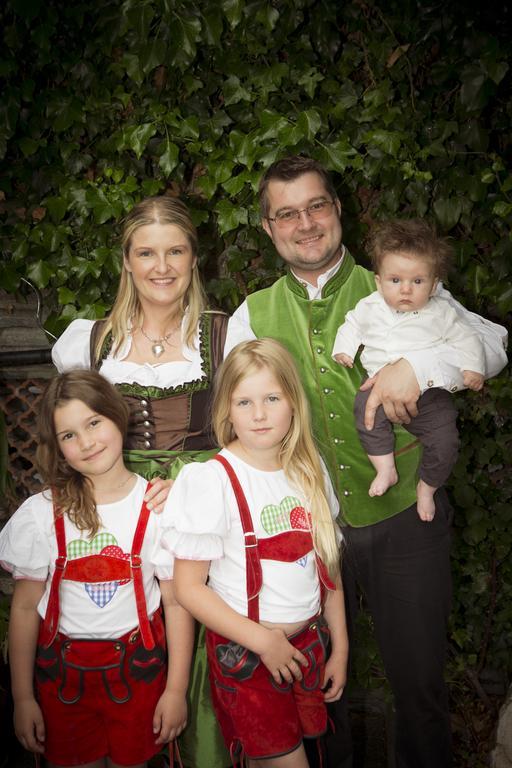 Familie Lampersberger Ξενοδοχείο Sachsenburg Εξωτερικό φωτογραφία